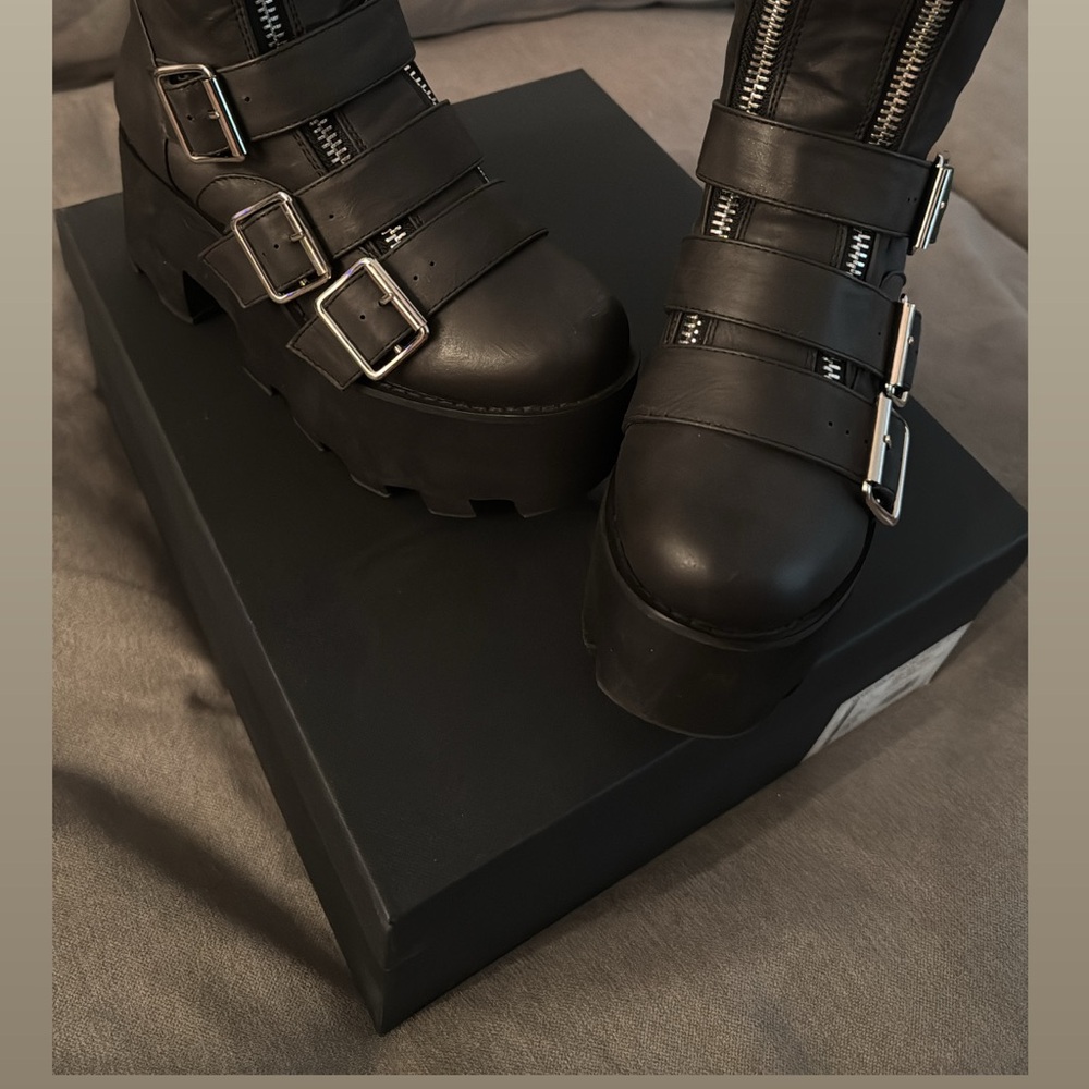 Current Mood black combat platform boots